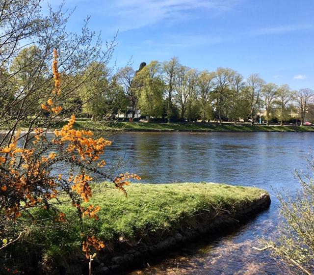 Riverside Gardens Inverness Exterior photo
